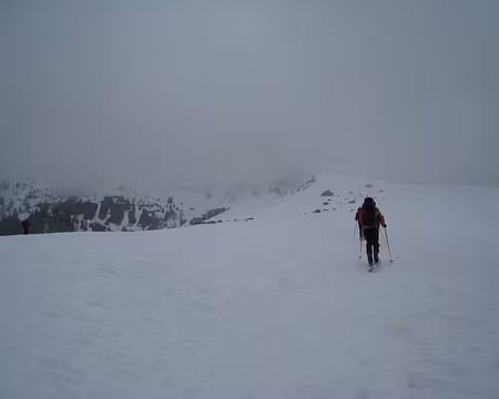 2011-03-12_04 Départ du rifugio-albergo Monte Avaro