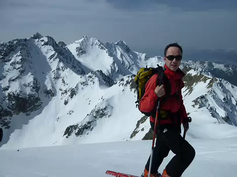 2011-04 Grand Moretan