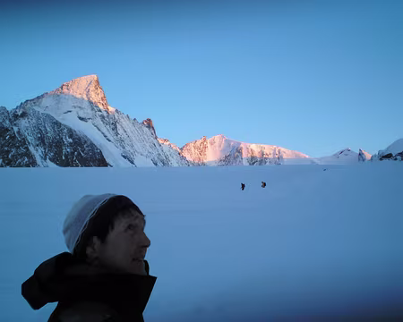 PXL053 Mercredi 04/05 remontée du Walliser FIESCHERFIRN