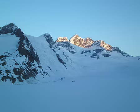 PXL088 descente par le KRANZBERGFIRN vers le refuge KONKORDIA