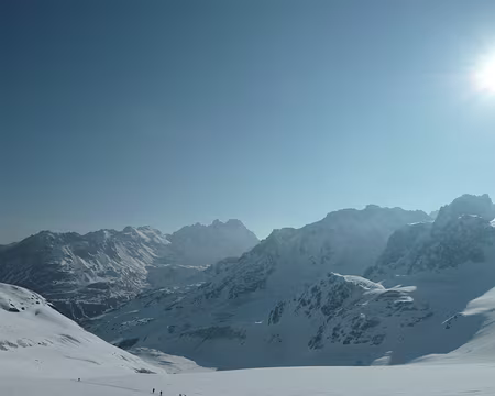 PXL031 au fond Fluchthorn en montant à Dreiländerspitz