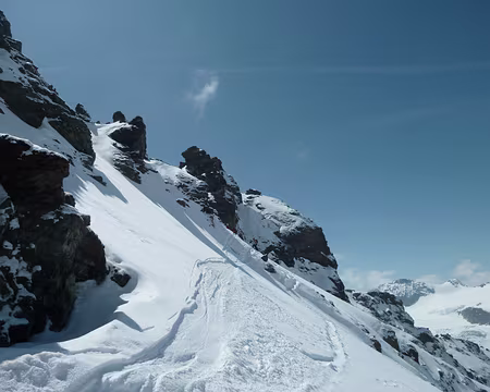 PXL055 début de descente du Rauhkopfscharte vers Bielerhöhe