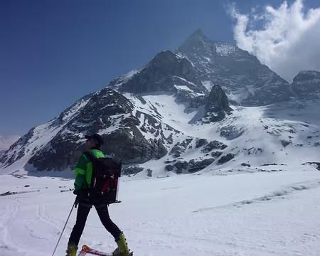 PXL046 864-sous le cervin