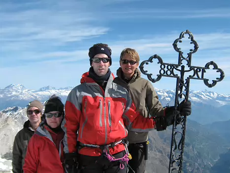 2011-05 Bishorn - Brunegghorn - cabane