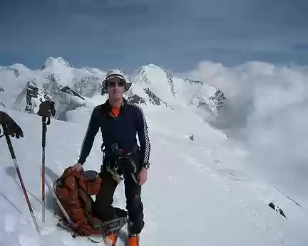 2011-05-07_01 Au sommet du Breithorn Central (4159 m)