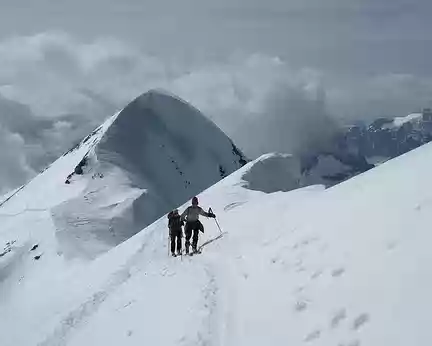 2011-05-07_03 Breithorn W, depuis le Breithorn Central