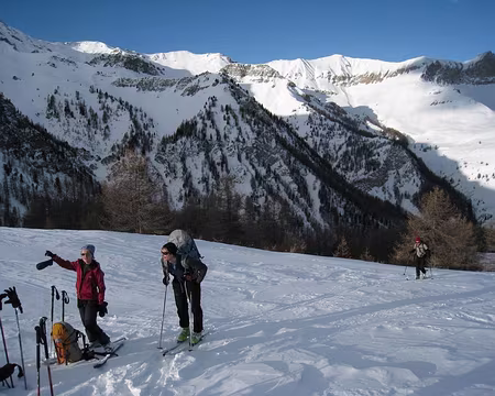 2012-01-08_06 En montant aux Marcelettes, sous la Crête de Curlet