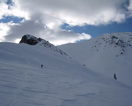 2012-01-08_09 En montant aux Marcelettes, Pic Cascavelier