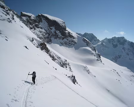 2012-03-09_49 Arrivée au col de Roche Noire