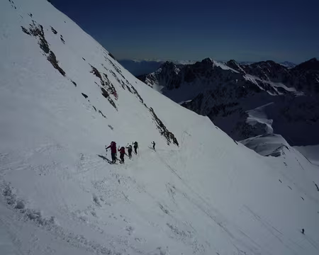 PXL008 Partie terminale de la montée au Sulzkogel (3016 m) - 31 mars 2012