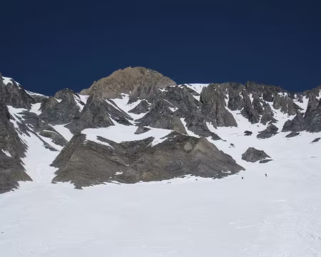 2012-03-13_19 Au pied de la face SE de la Dent Parrachée