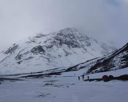 2012-04-06_01 Départ de Spiterstulen, Styggehoe