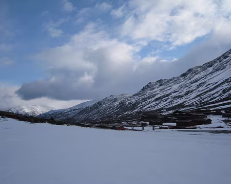 2012-04-06_03 Départ de Spiterstulen