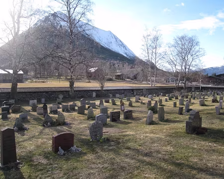 2012-04-06_50 Cimetière de Lom