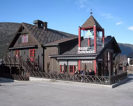 2012-04-06_59 Nordal Turistsenter, Lom