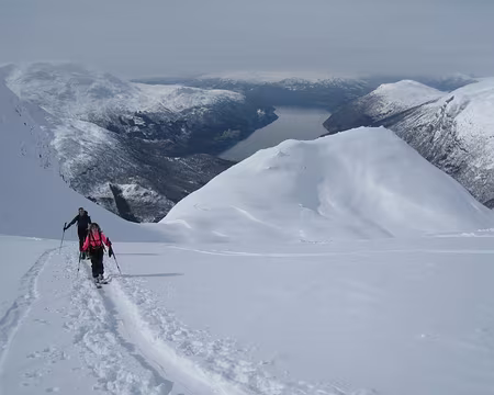 2012-04-07_13 Montée vers le Skala, Nordfjord