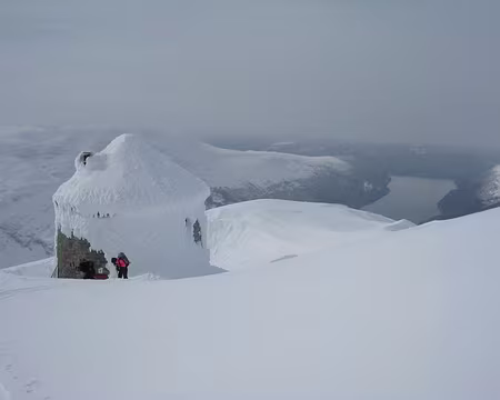 2012-04-07_20 Au sommet du Skala (1843 m)
