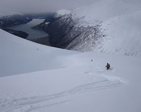 2012-04-07_30 Descente du Skala, Nordfjord