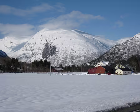 2012-04-07_42 Langedalen, peu avant Hellesylt