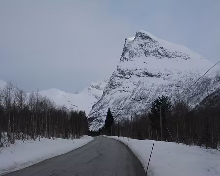 2012-04-08_01 Départ pour le Kvitegga