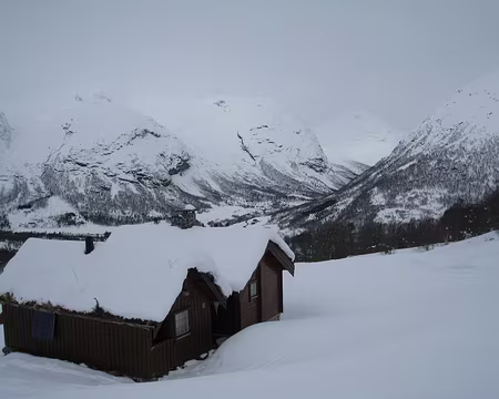2012-04-09_05 Toskedalssaetra (500 m)