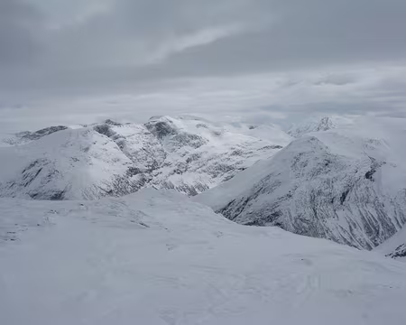 2012-04-09_11 Au sommet du Stadheimsnibba (1285 m)