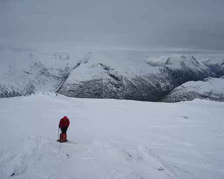 2012-04-09_12 Au sommet du Stadheimsnibba (1285 m)