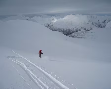 2012-04-09_36 Descente en face nord du Kalvedalsegga