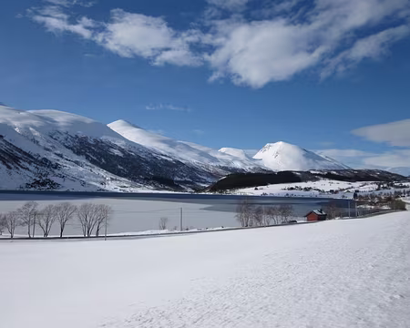 2012-04-10_19 Eidsvatnet, entre Eidsdal et Geiranger