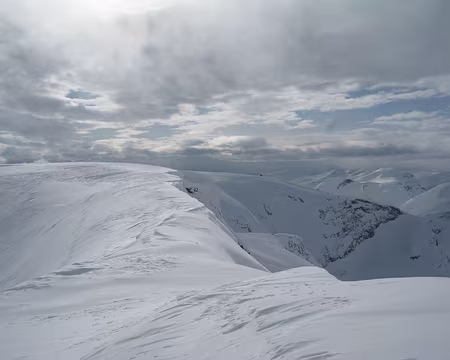 2012-04-11_62 Sur le dôme à l'E du Saetertverrfjellet