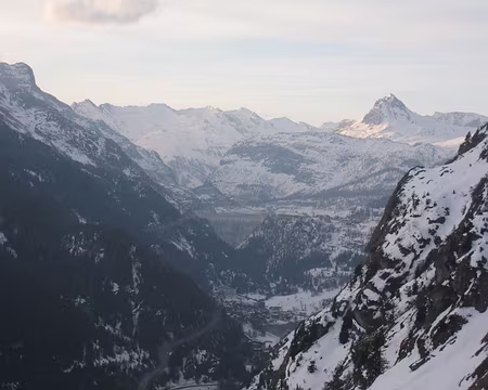 2012-03-30_06 Lac du Chevril, Rocher de Bellevarde