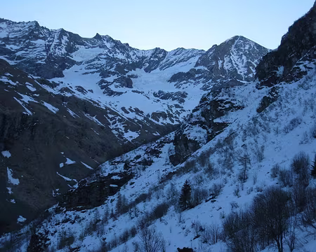 2012-04-01_04 Dôme des Platières, traversée le long du GR5