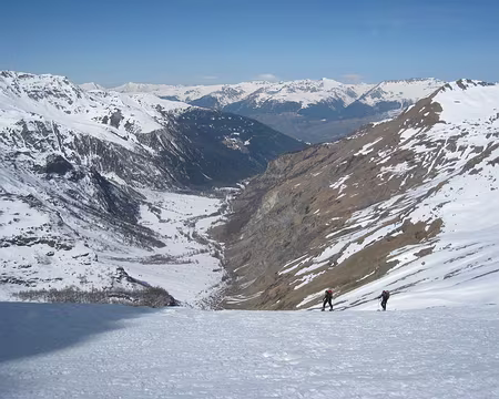 2012-04-01_13 Montée sous le glacier des Platières