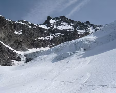 2012-04-01_20 Montée sous le glacier des Platières