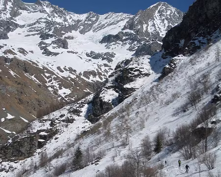 2012-04-01_62 A la descente du Dôme des Platières