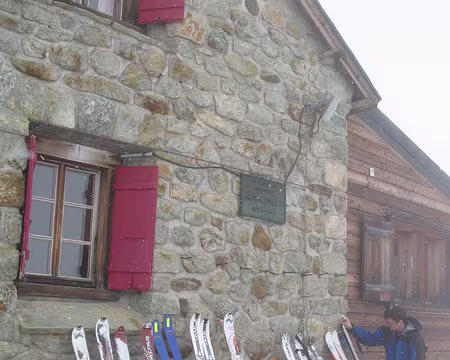 PXL019 arrivée à la cabane des Aiguilles Rouges (2810m)