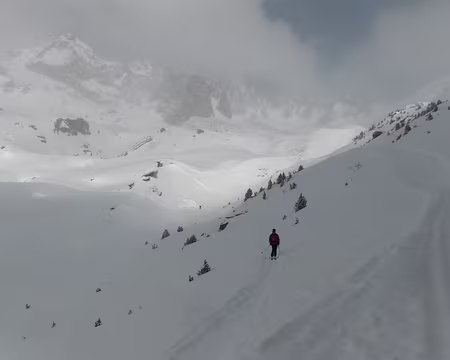 PXL018 On rejoint les pistes et le brouillard