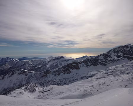 PXL031 au Sommet du Mont Sainte Marie, au fond la Corse