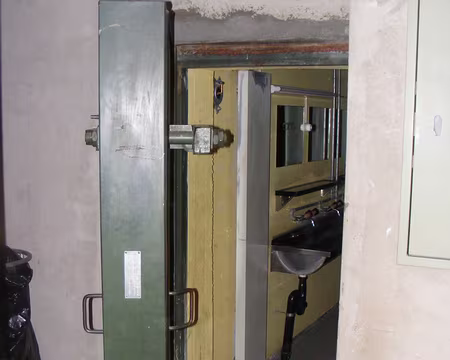 PXL022 fantaisie suisse: l'abri anti-atomique