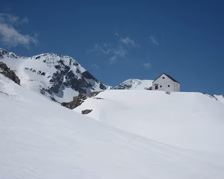 2013-04-20_17 Refuge de Penalara