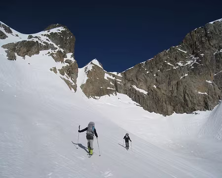 2013-04-21_05 Montée au Balaïtous, sous la brèche Latour