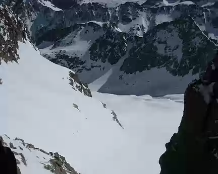 2013-04-21_24 Descente du Balaïtous, par la cheminée de las Néous