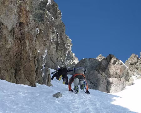 2013-04-21_26 Descente du Balaïtous, par la cheminée de las Néous