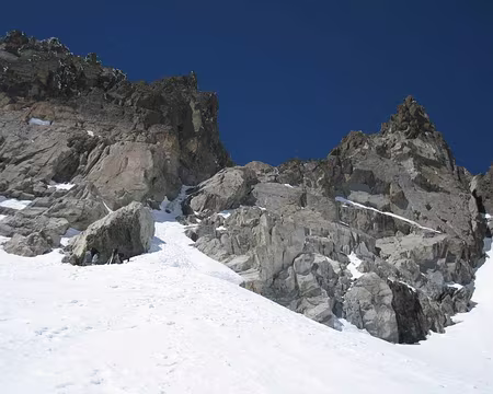 2013-04-21_31 Descente du Balaïtous, par la cheminée de las Néous