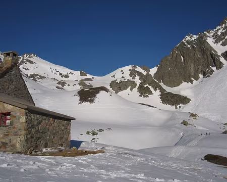 2013-04-23_06 Départ du refuge de Pombie vers le Col de Peyreget