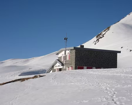 2013-04-23_07 Départ du refuge de Pombie