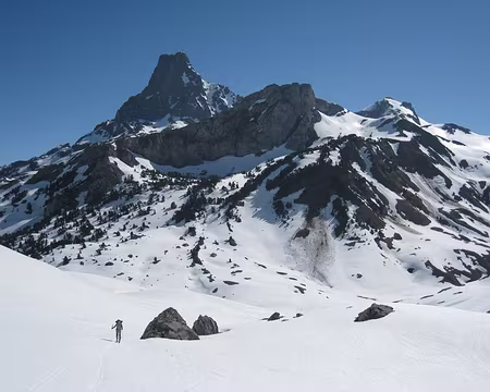 2013-04-23_24 Montée vers le Col des Moines, Pic du Midi d'Ossau