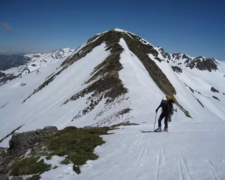 2013-04-23_29 Sur la crête après le Pic de Belonseiche