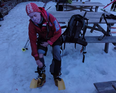 DSC02044 C'est tôt quand même