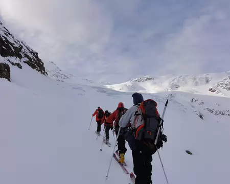 DSC02058 Le groupe monte bien